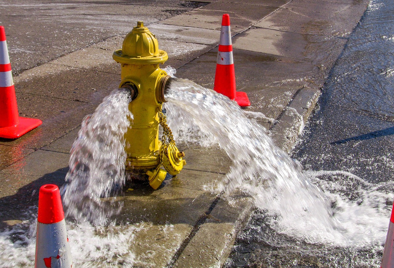 Hydrant wewnętrzny jako kluczowy element systemu przeciwpożarowego